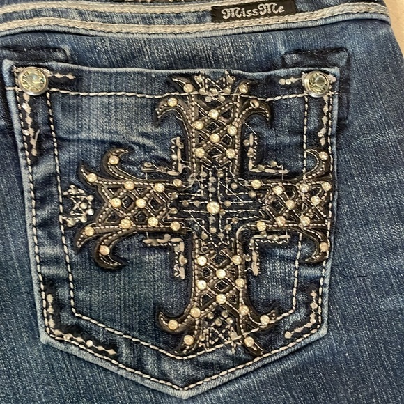 Miss Me signature Bermuda jeans shorts - Picture 5 of 11